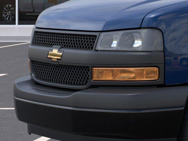 new 2025 Chevrolet Express 3500 car, priced at $50,910