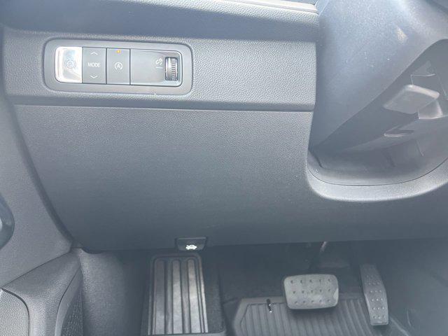 new 2026 Chevrolet Traverse car, priced at $44,120