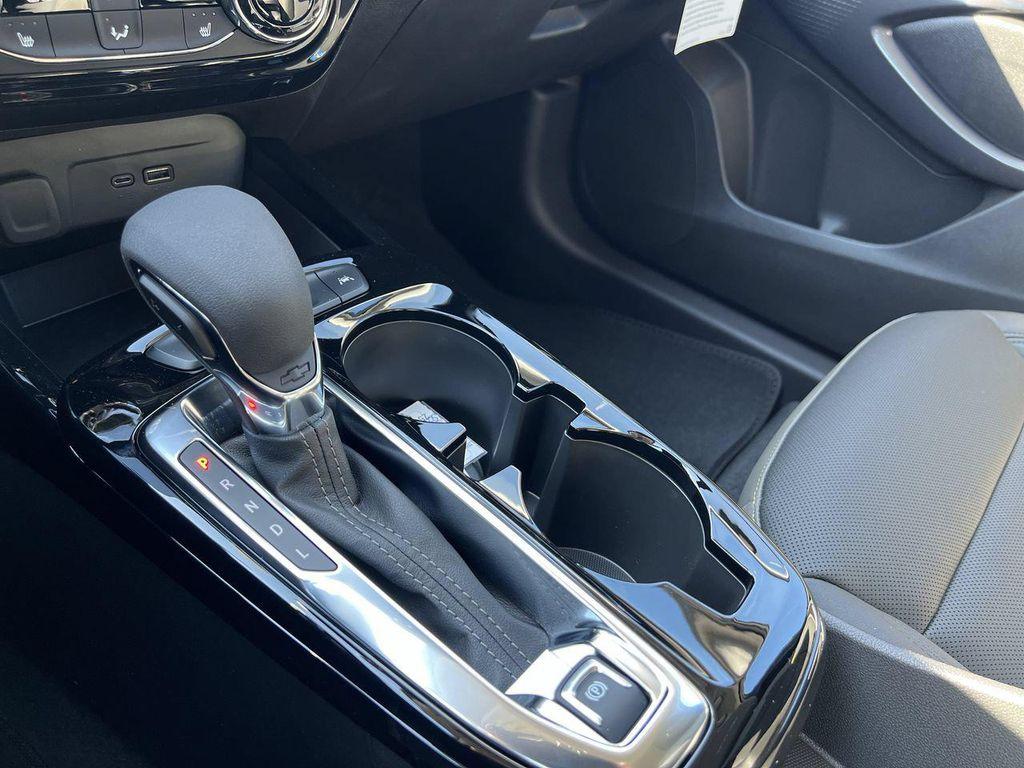 used 2025 Chevrolet Trax car, priced at $22,939