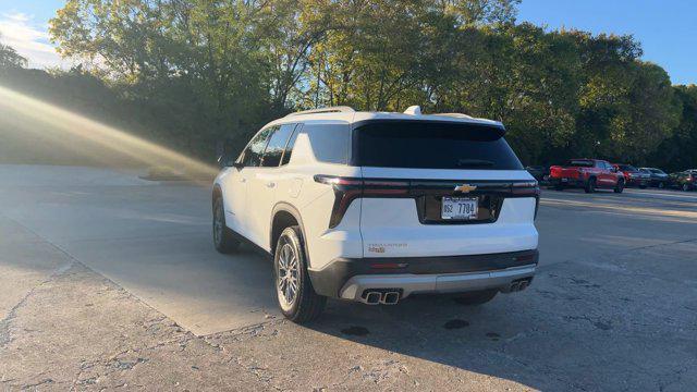 new 2026 Chevrolet Traverse car, priced at $44,120