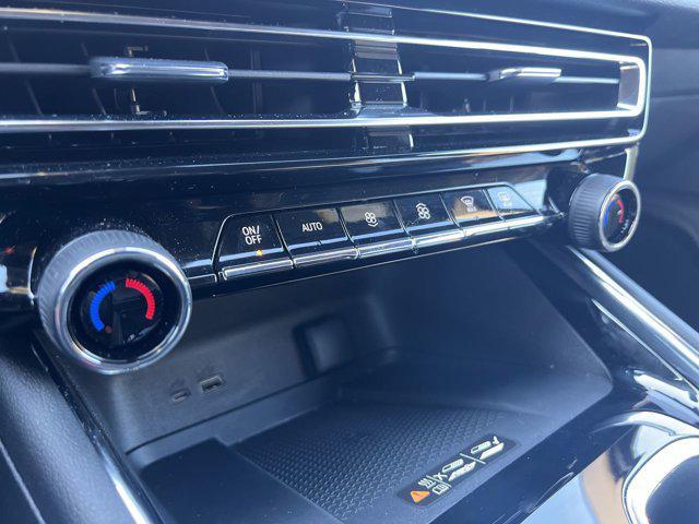 new 2026 Chevrolet Traverse car, priced at $44,120