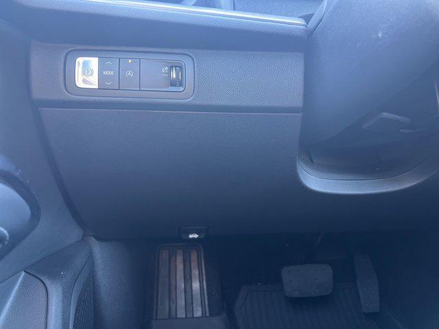 new 2026 Chevrolet Traverse car, priced at $44,120