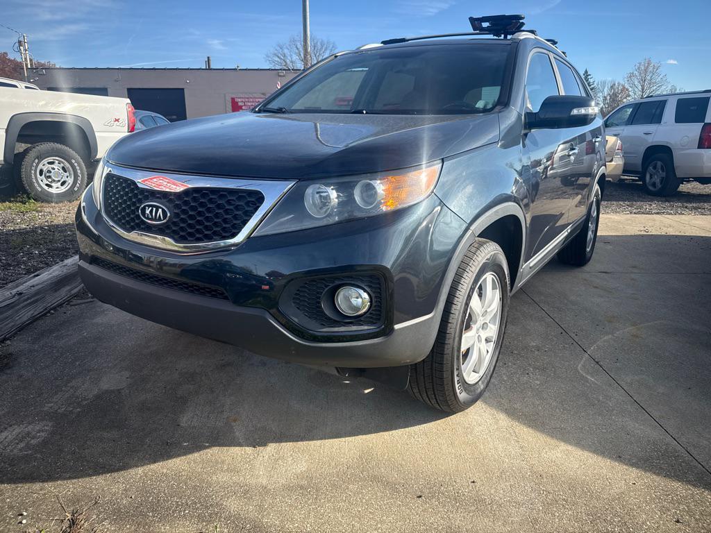 used 2013 Kia Sorento car, priced at $7,999