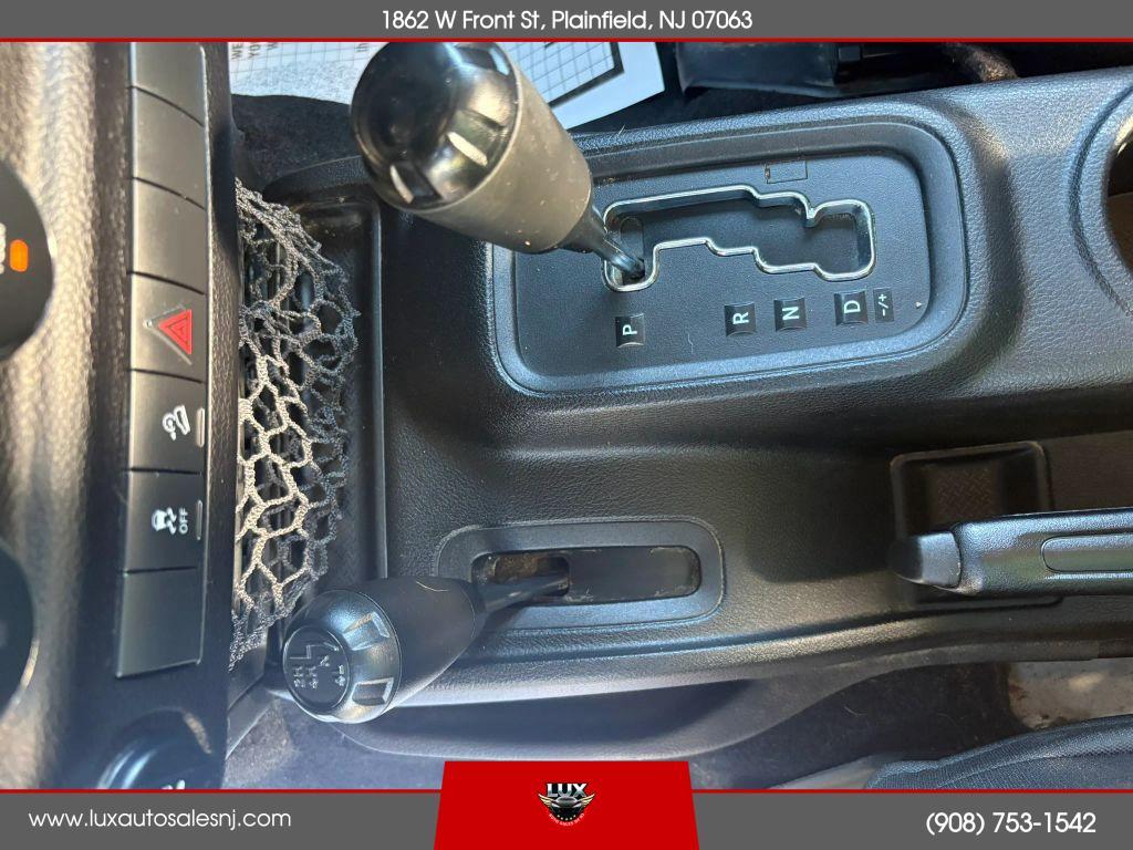 used 2014 Jeep Wrangler Unlimited car, priced at $12,900