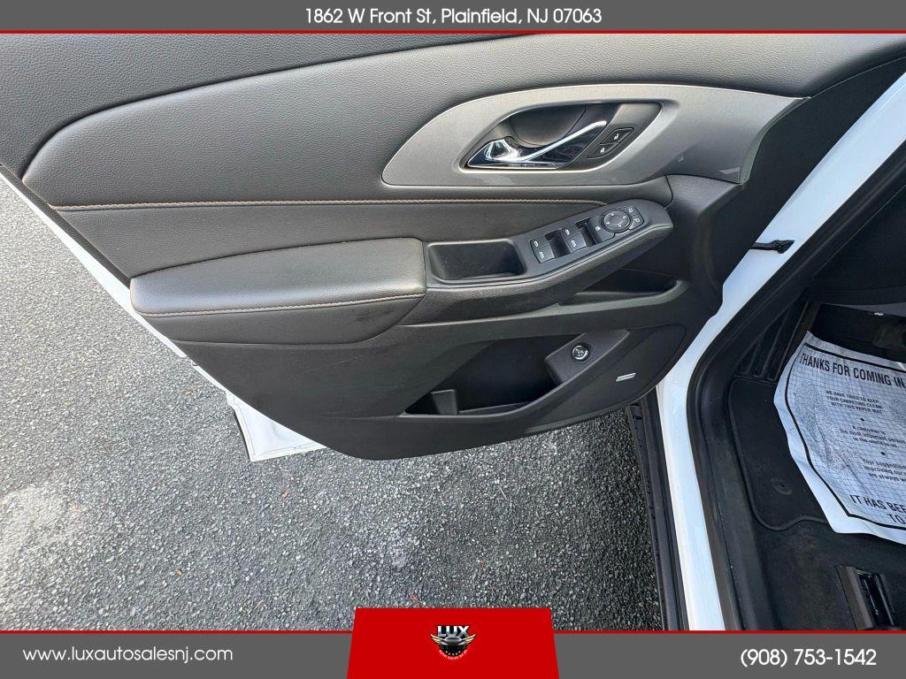 used 2021 Chevrolet Traverse car, priced at $18,690