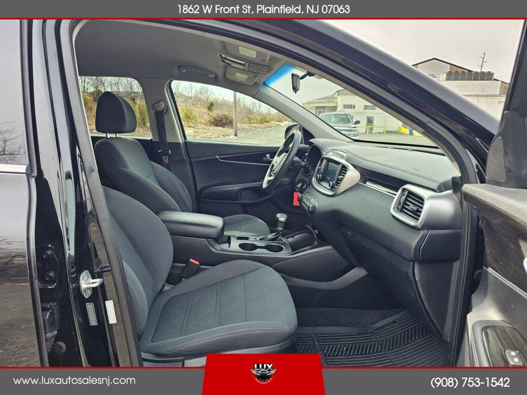 used 2019 Kia Sorento car, priced at $7,900