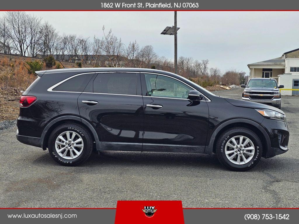 used 2019 Kia Sorento car, priced at $7,900