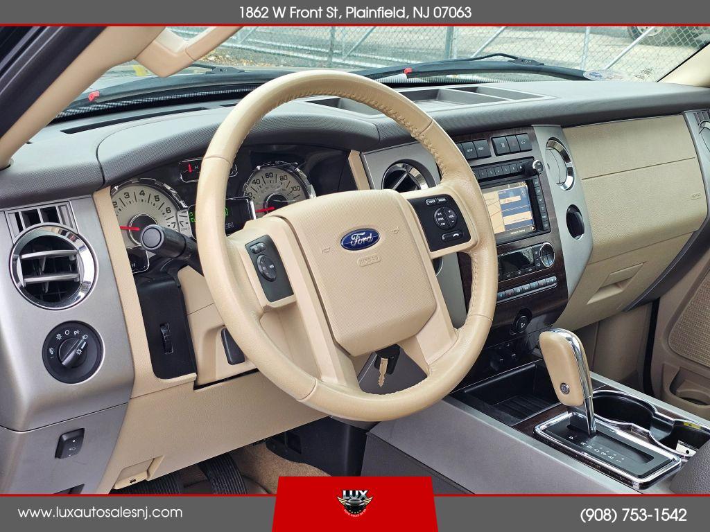 used 2013 Ford Expedition car, priced at $9,900