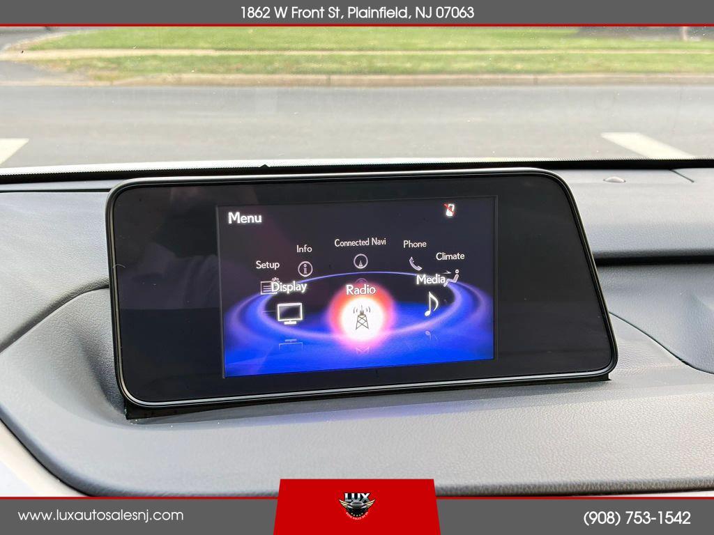 Lexus RX view 27