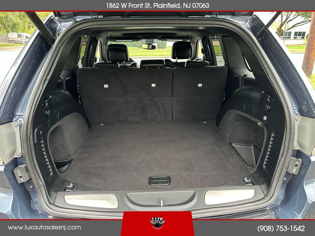 used 2019 Jeep Grand Cherokee car, priced at $19,390