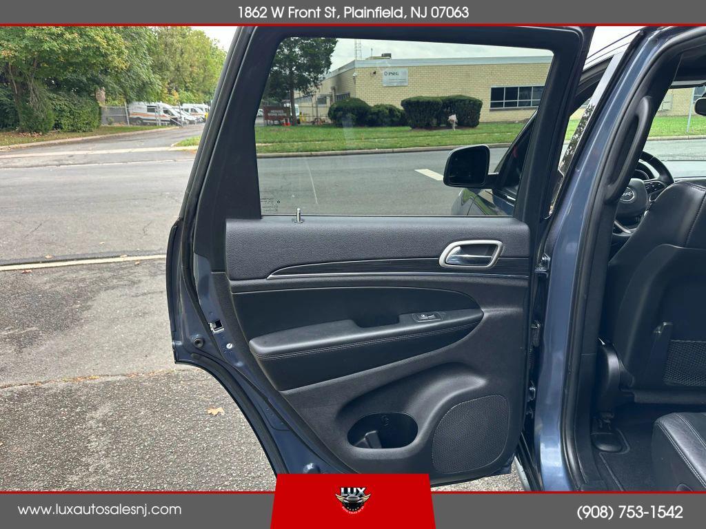 used 2019 Jeep Grand Cherokee car, priced at $19,390