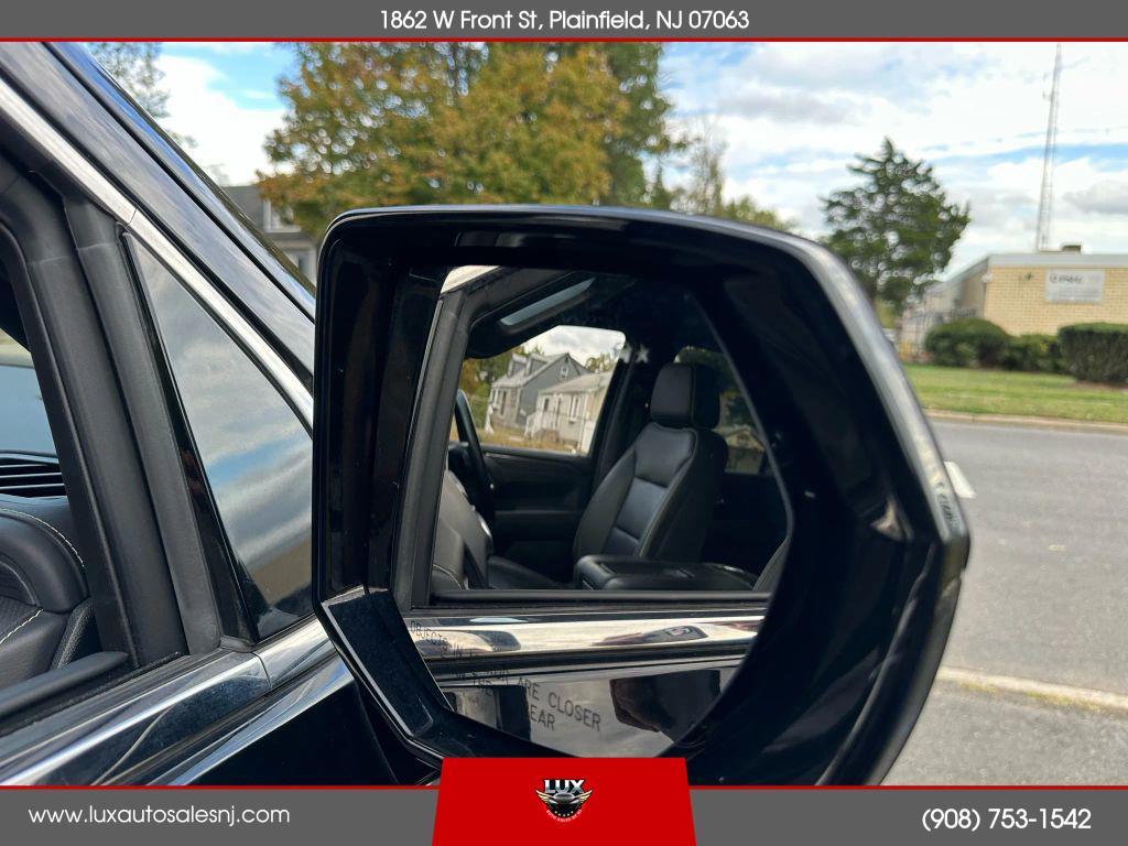 used 2023 GMC Yukon car, priced at $38,900