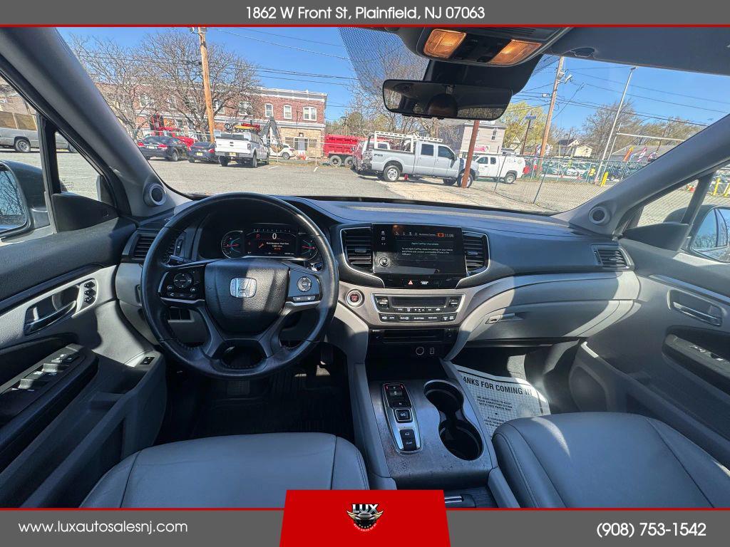 used 2021 Honda Pilot car, priced at $18,900