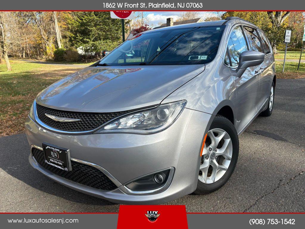 used 2017 Chrysler Pacifica car, priced at $8,900