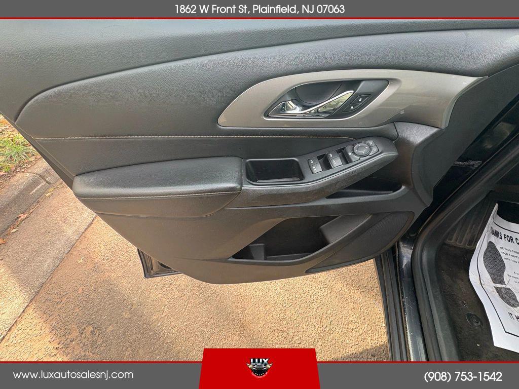used 2019 Chevrolet Traverse car, priced at $10,900