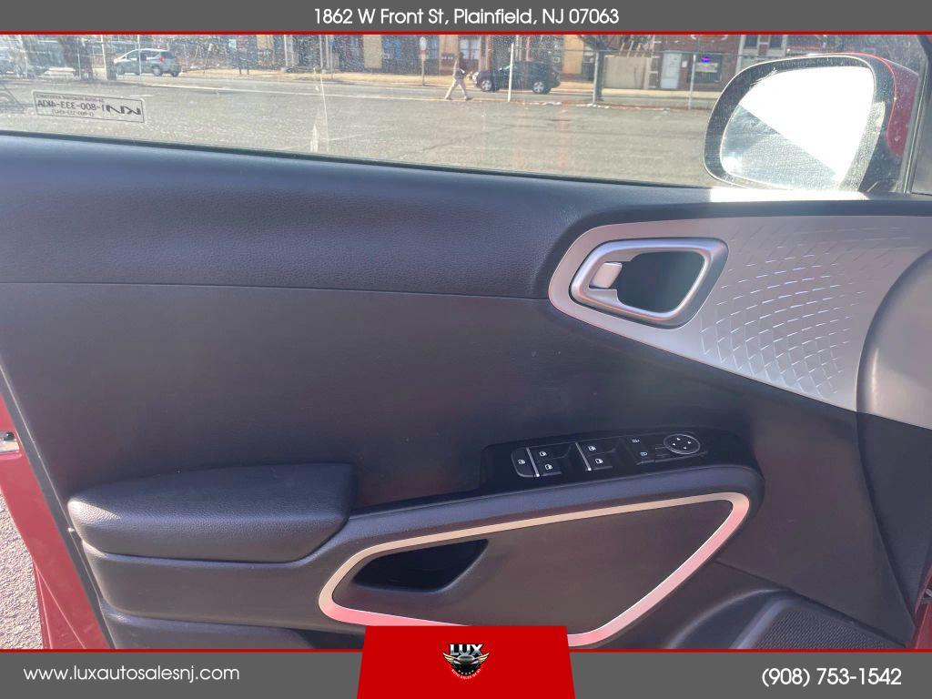 used 2023 Kia Soul car, priced at $10,900