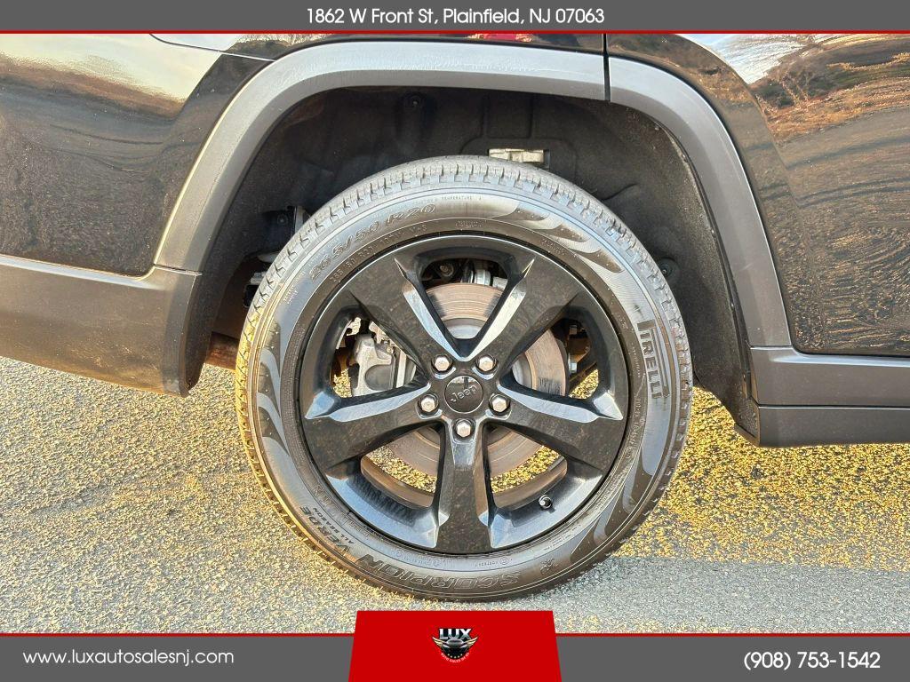 used 2023 Jeep Grand Cherokee L car, priced at $27,900