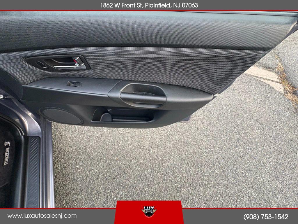 used 2009 Mazda Mazda3 car, priced at $2,500