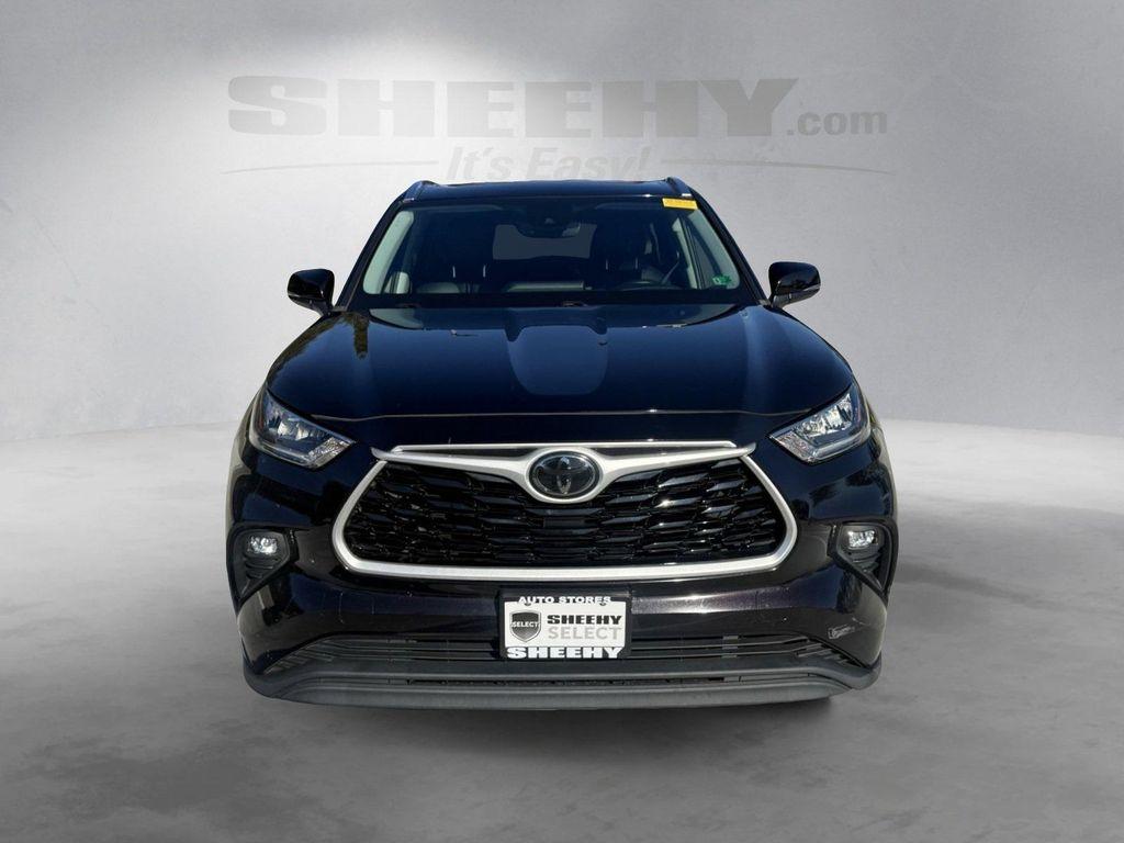 used 2020 Toyota Highlander car, priced at $28,186