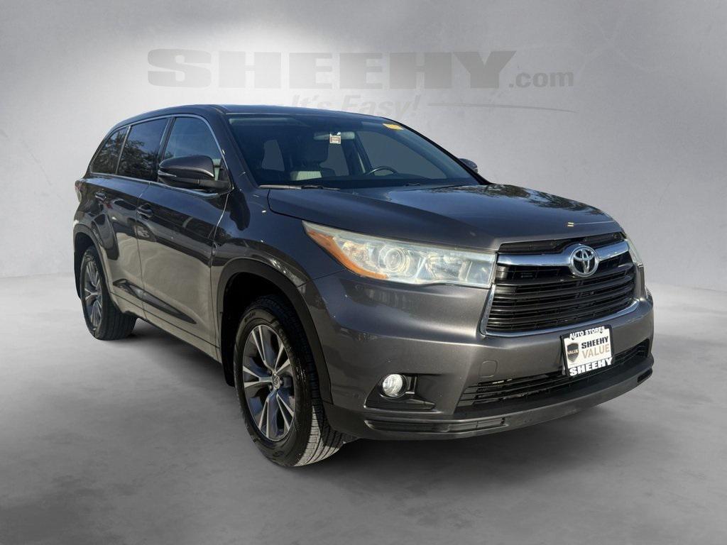 used 2014 Toyota Highlander car, priced at $12,359