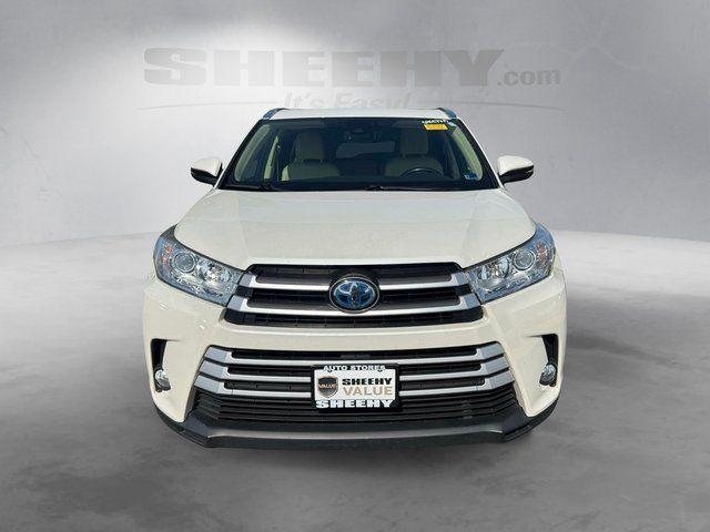 used 2018 Toyota Highlander Hybrid car, priced at $22,983
