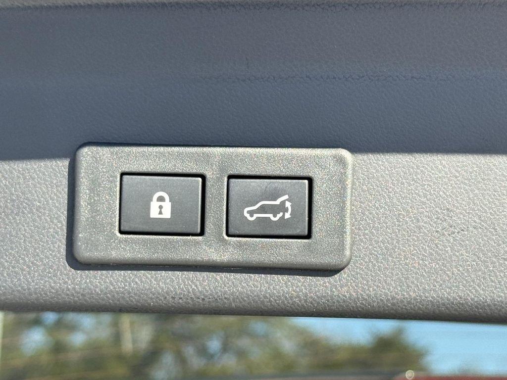 used 2024 Subaru Ascent car, priced at $29,821