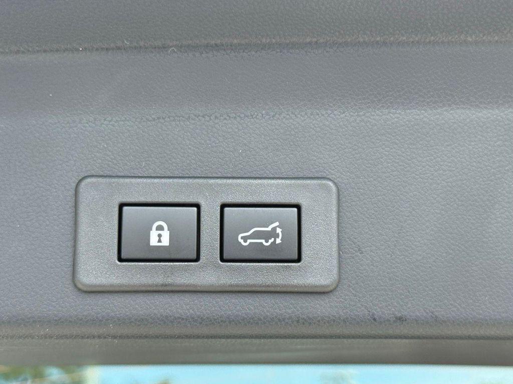 used 2025 Subaru Ascent car, priced at $34,988