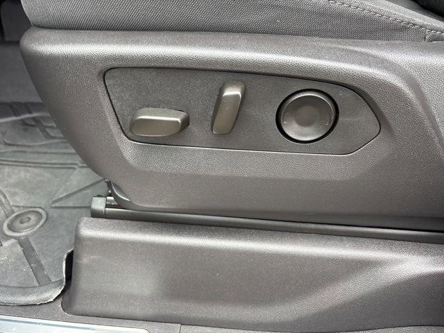 used 2024 Chevrolet Silverado 1500 car, priced at $41,273