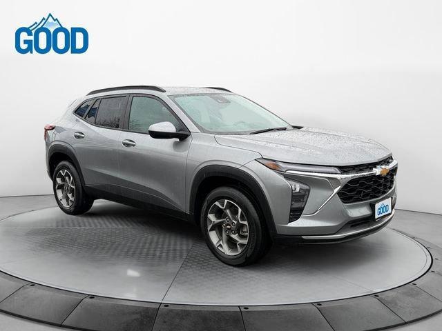 used 2025 Chevrolet Trax car, priced at $19,914