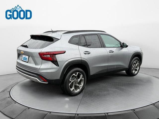 used 2025 Chevrolet Trax car, priced at $19,914