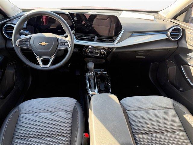 used 2025 Chevrolet Trax car, priced at $19,914