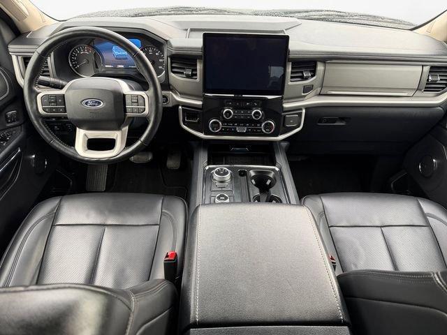 used 2024 Ford Expedition car, priced at $39,831
