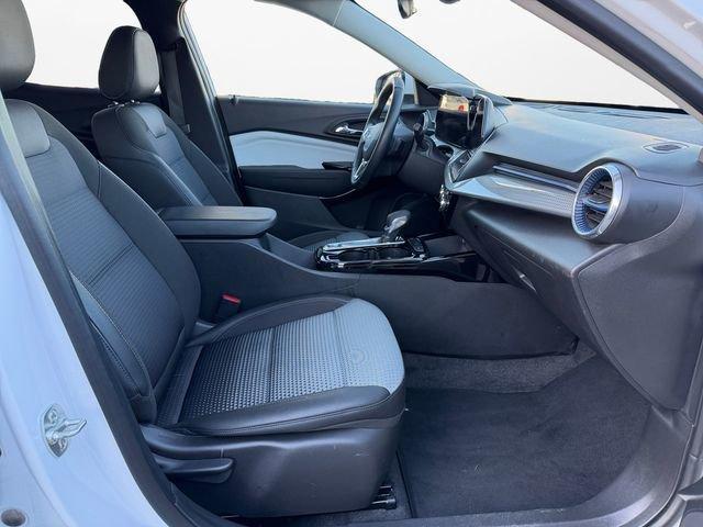 used 2025 Chevrolet Trax car, priced at $18,991