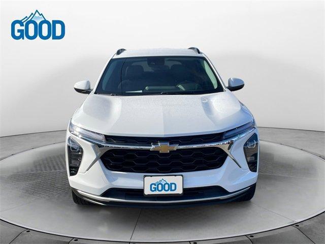 used 2025 Chevrolet Trax car, priced at $19,914