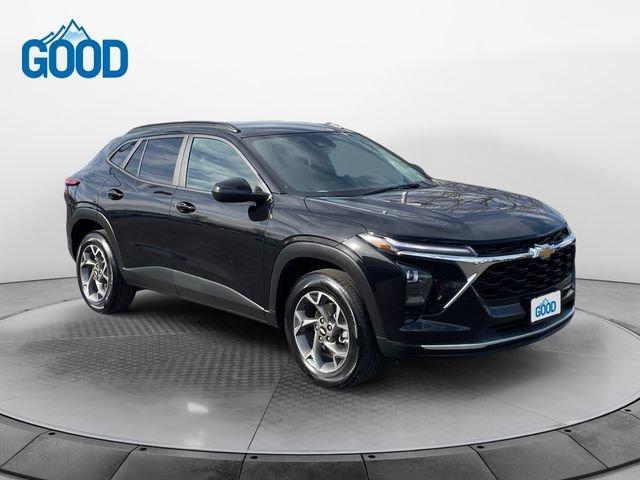 used 2025 Chevrolet Trax car, priced at $19,914