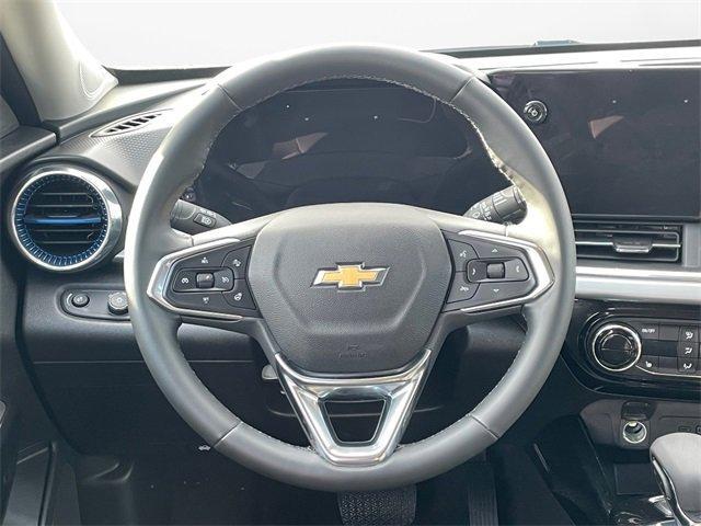 used 2025 Chevrolet Trax car, priced at $19,914