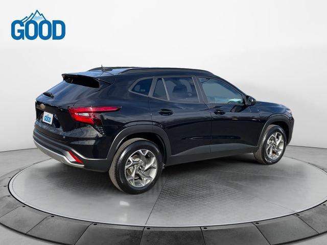 used 2025 Chevrolet Trax car, priced at $19,914