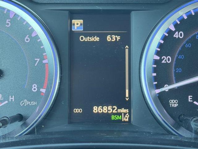 used 2018 Toyota Highlander car, priced at $25,306