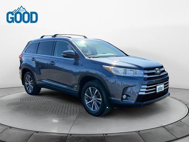 used 2018 Toyota Highlander car, priced at $25,306