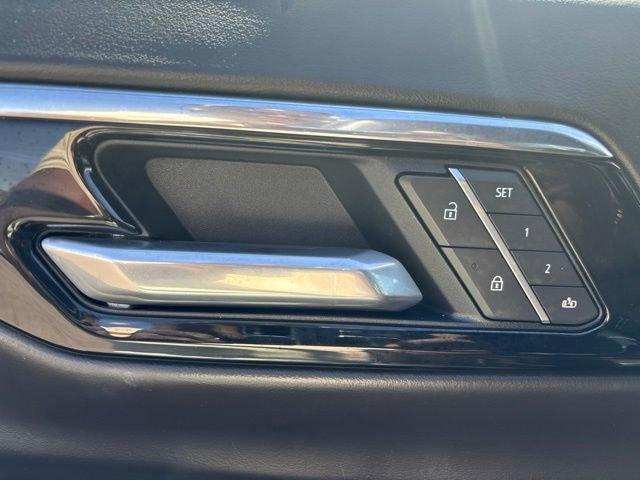 used 2025 Chevrolet Suburban car, priced at $59,590