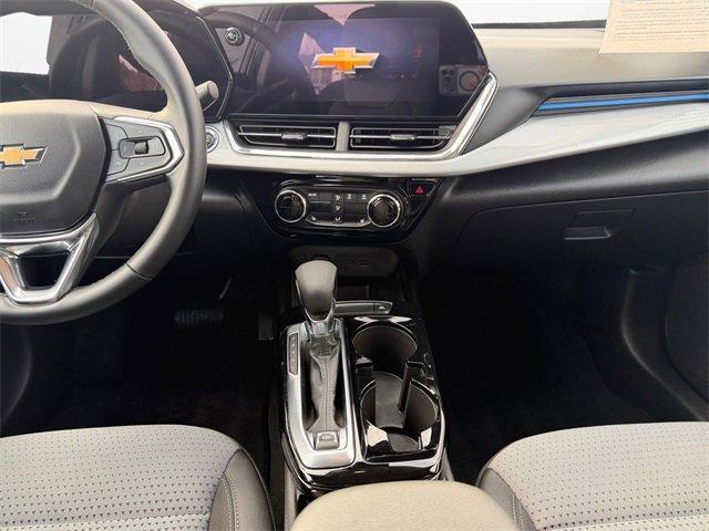 used 2025 Chevrolet Trax car, priced at $19,914