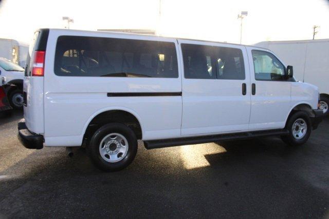 2022 Summit White Chevrolet Express 3500