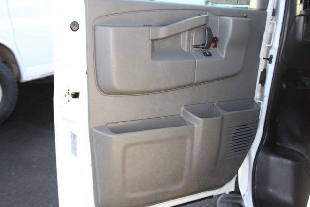 2022 Summit White Chevrolet Express 3500