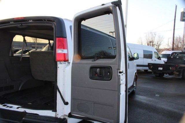2022 Summit White Chevrolet Express 3500
