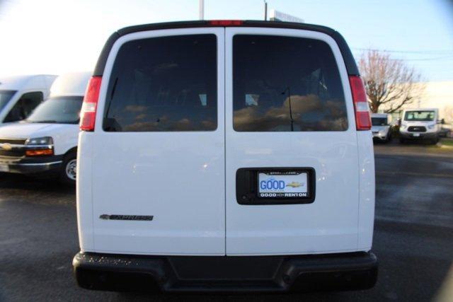 2022 Summit White Chevrolet Express 3500