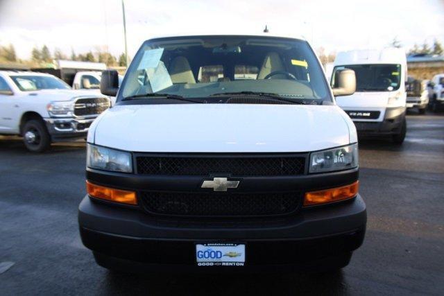 2022 Summit White Chevrolet Express 3500
