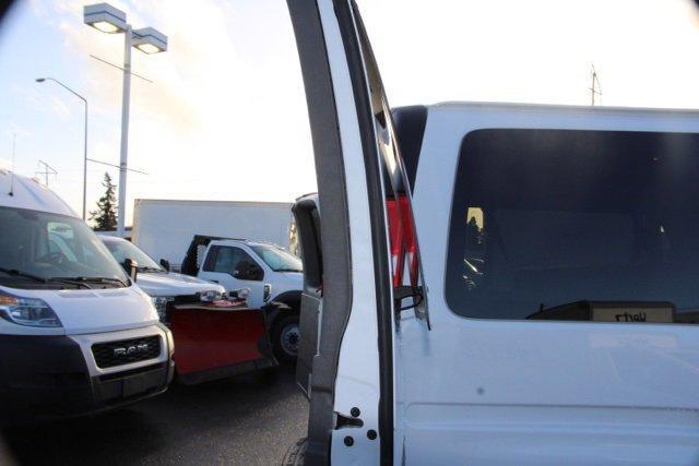 2022 Summit White Chevrolet Express 3500