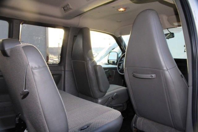 2022 Summit White Chevrolet Express 3500