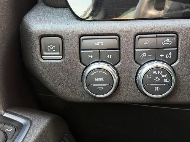 used 2022 GMC Sierra 1500 car, priced at $34,942