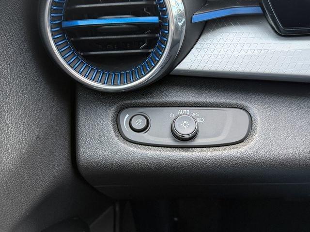 used 2025 Chevrolet Trax car, priced at $19,991